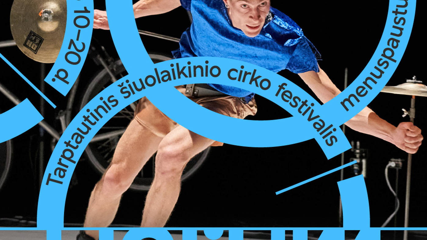 Laiko akrobatika: šiuolaikinio cirko festivalio „Helium“ scenoje nematomas laikas virs judesiu